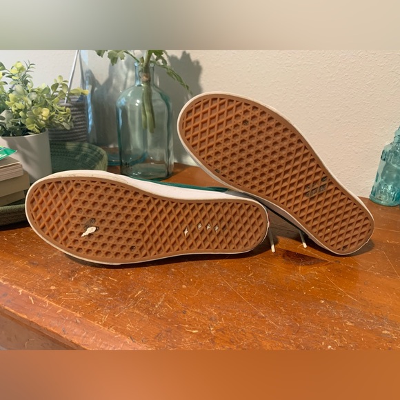 Men’s Primary Colors Vans - Picture 6 of 6